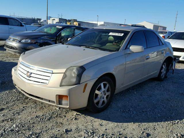 1G6DP577870106710 - 2007 CADILLAC CTS HI FEA GOLD photo 2