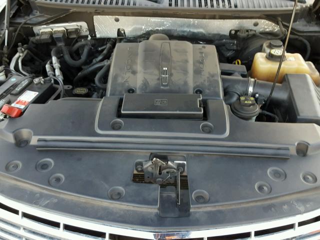 5LMFU27507LJ01830 - 2007 LINCOLN NAVIGATOR 黑色 照片 7
