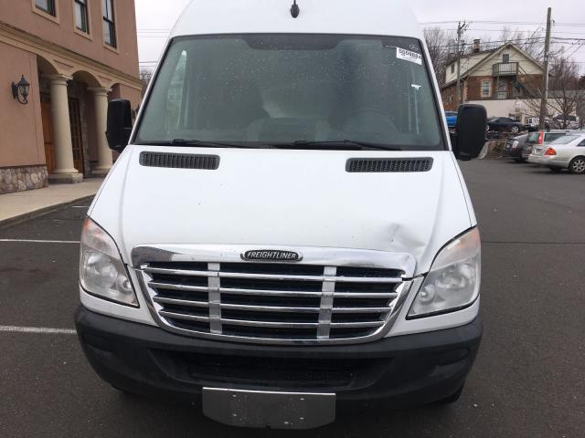 WDYPE8CC9C5720493 - 2012 FREIGHTLINER SPRINTER 2 WHITE photo 8