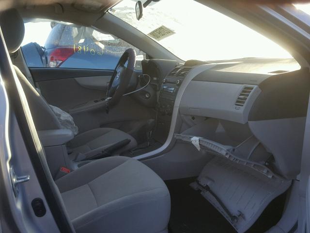 5YFBU4EE3DP190087 - 2013 TOYOTA COROLLA BA SILVER photo 5