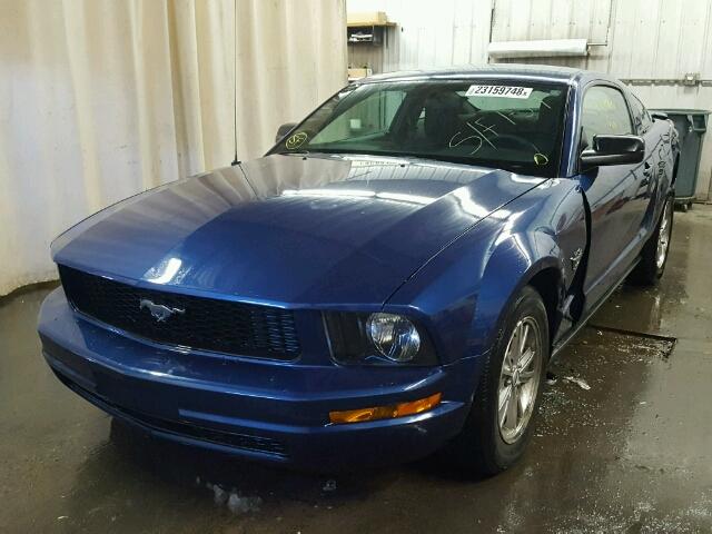 1ZVHT80N695127417 - 2009 FORD MUSTANG BLUE photo 2