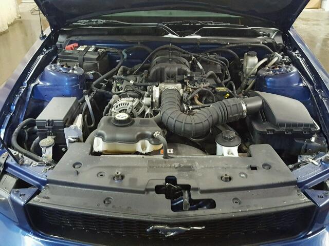 1ZVHT80N695127417 - 2009 FORD MUSTANG BLUE photo 7