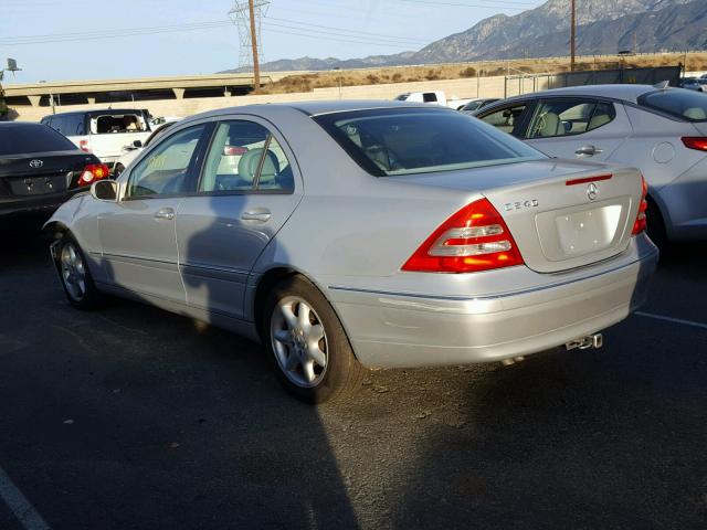 WDBRF61J83F361329 - 2003 MERCEDES-BENZ C 240 SILVER photo 3