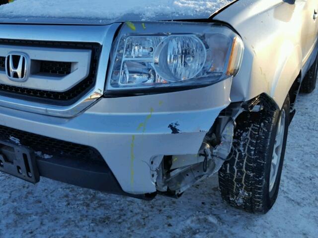 5FNYF4H58BB091113 - 2011 HONDA PILOT EXL SILVER photo 9