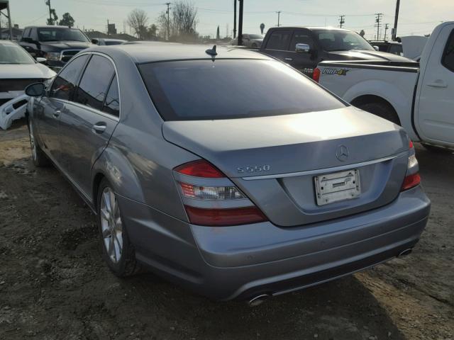 WDDNG71X48A214068 - 2008 MERCEDES-BENZ S 550 GRAY photo 3