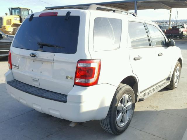 1FMCU0DG3AKA32208 - 2010 FORD ESCAPE XLT WHITE photo 4