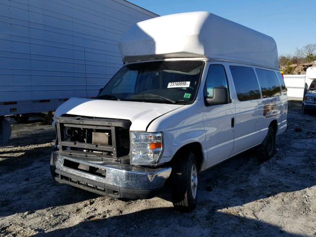 1FTSS3EL9CDA92536 - 2012 FORD ECONOLINE WHITE photo 2