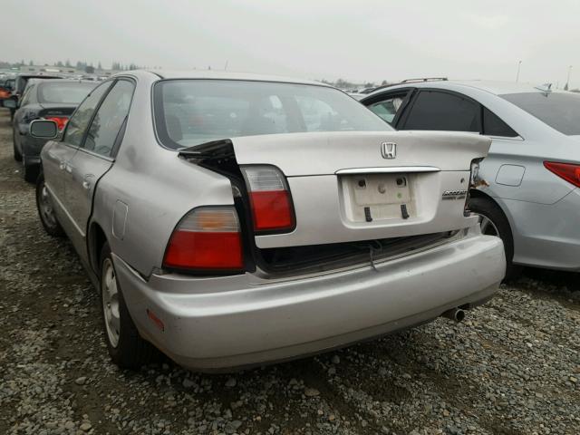 1HGCD5605VA198289 - 1997 HONDA ACCORD SE GOLD photo 3