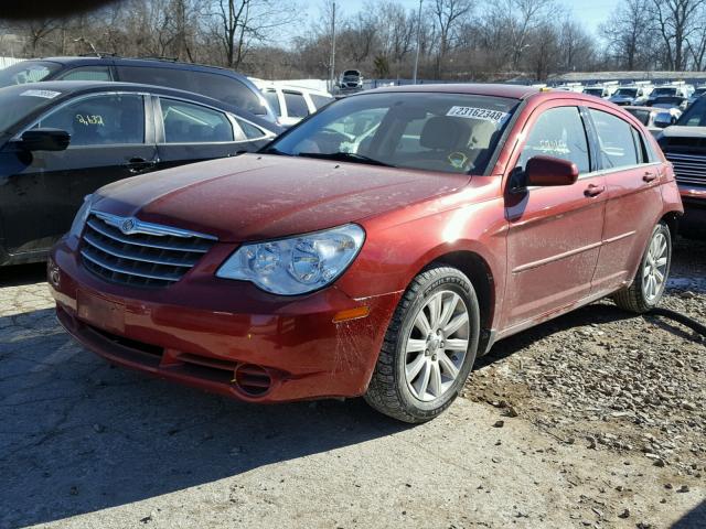 1C3CC5FB2AN223238 - 2010 CHRYSLER SEBRING LI RED photo 2