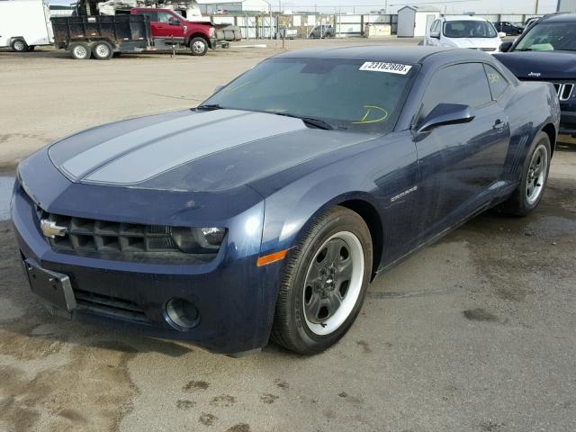 2G1FA1ED7B9163271 - 2011 CHEVROLET CAMARO LS BLUE photo 2