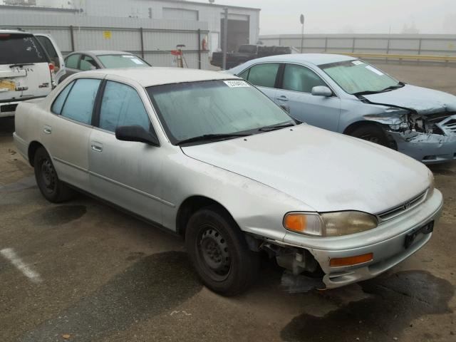 JT2BG12K8T0351258 - 1996 TOYOTA CAMRY DX SILVER photo 1