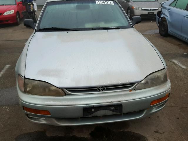 JT2BG12K8T0351258 - 1996 TOYOTA CAMRY DX SILVER photo 10