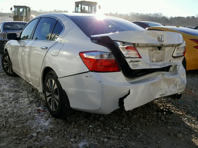 1HGCR2F3XDA032410 - 2013 HONDA ACCORD LX WHITE photo 3