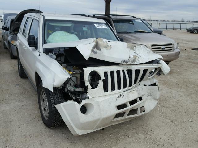 1J4NT2GB4AD554100 - 2010 JEEP PATRIOT SP WHITE photo 1