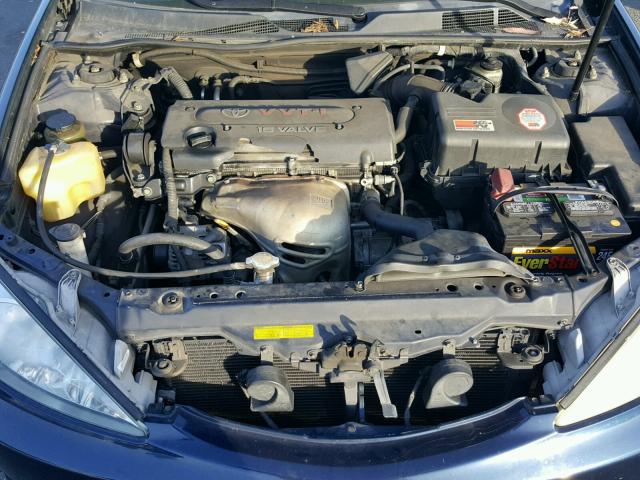 JTDBE32KX20047663 - 2002 TOYOTA CAMRY LE BLUE photo 7