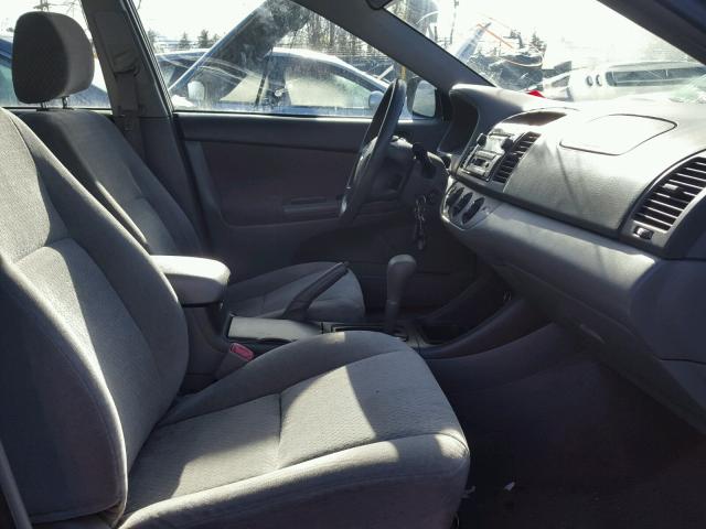 4T1BF32K14U076943 - 2004 TOYOTA CAMRY LE BLACK photo 5