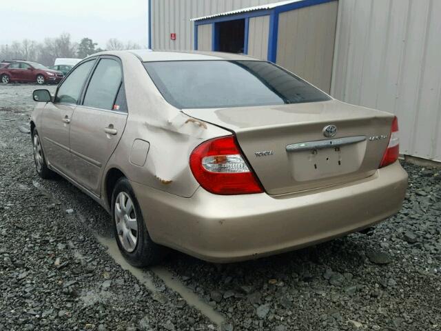 4T1BE32K02U091885 - 2002 TOYOTA CAMRY LE WHITE photo 3