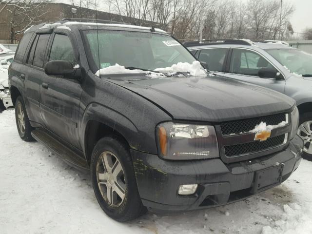 1GNDT13S562317756 - 2006 CHEVROLET TRAILBLAZE BLACK photo 1