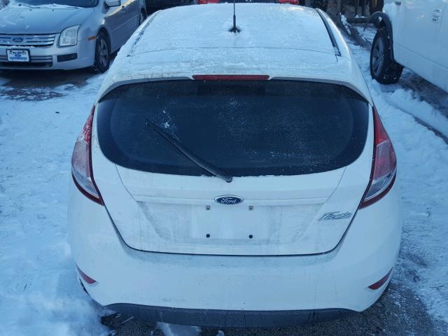 3FADP4TJ0EM190174 - 2014 FORD FIESTA S WHITE photo 9