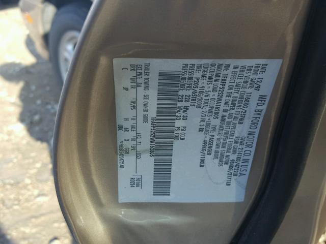 1FAFP52S2WA162805 - 1998 FORD TAURUS LX GOLD photo 10