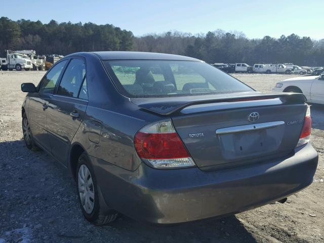 4T1BE32K15U625822 - 2005 TOYOTA CAMRY LE GRAY photo 3