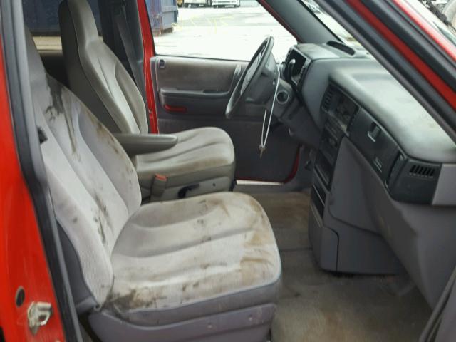 2B4GH4535PR184818 - 1993 DODGE CARAVAN SE RED photo 5