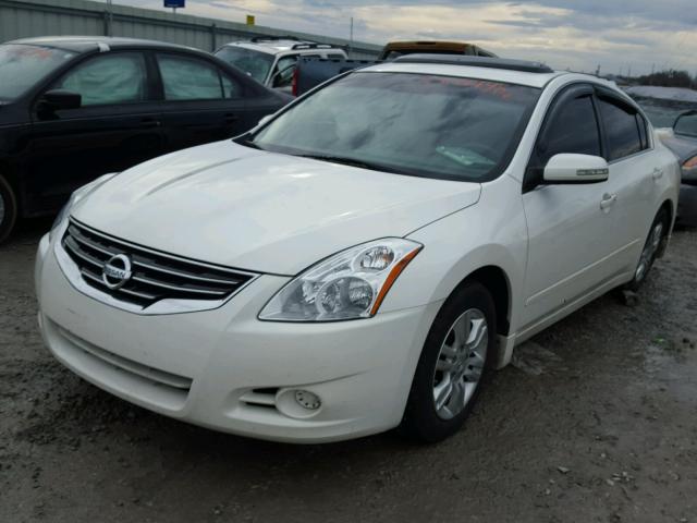 1N4AL2AP8CC153270 - 2012 NISSAN ALTIMA BAS WHITE photo 2