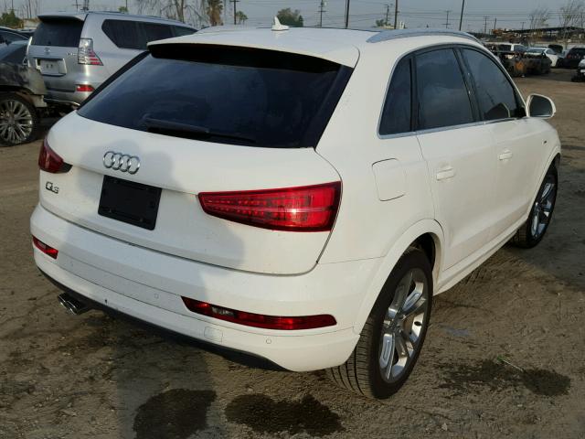 WA1HCCFSXJR000115 - 2018 AUDI Q3 PREMIUM WHITE photo 4