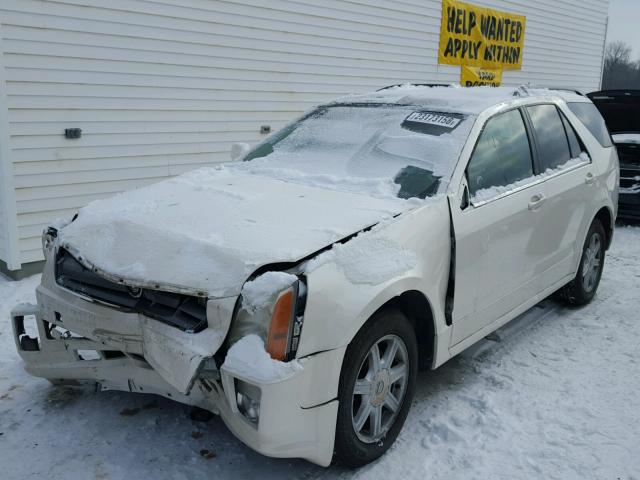 1GYEE637540186539 - 2004 CADILLAC SRX WHITE photo 2