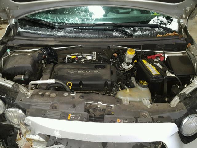 1G1JA5SG4D4119573 - 2013 CHEVROLET SONIC LS SILVER photo 7