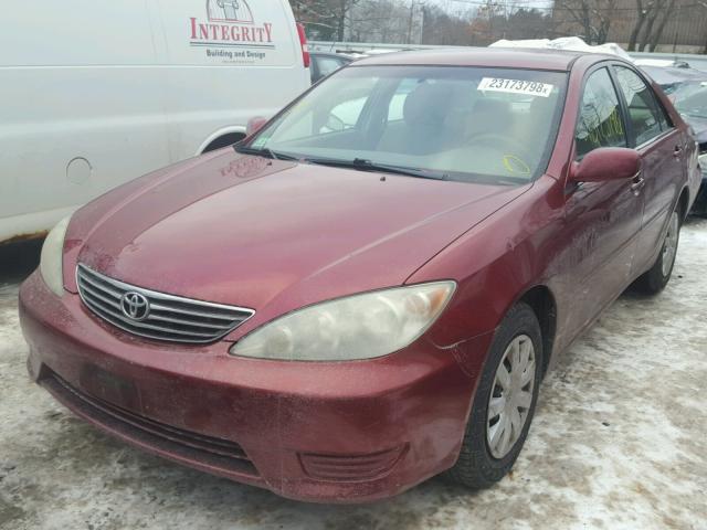 4T1BE32K15U022448 - 2005 TOYOTA CAMRY LE BURGUNDY photo 2