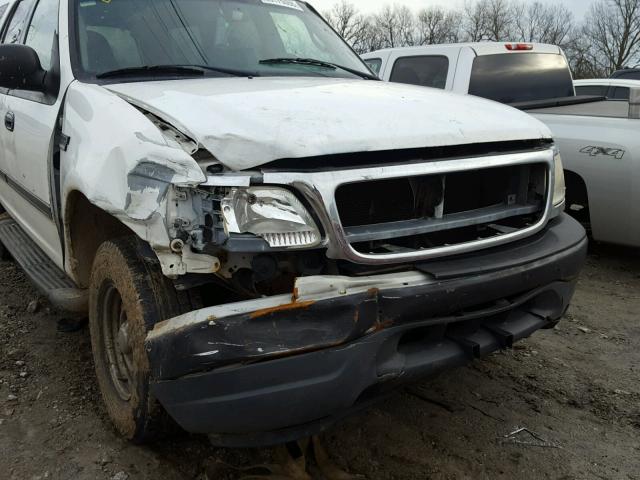 1FMPU16L42LA82337 - 2002 FORD EXPEDITION WHITE photo 9