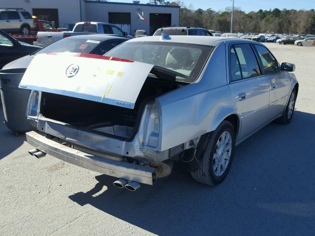 1G6KD57Y39U145192 - 2009 CADILLAC DTS SILVER photo 4