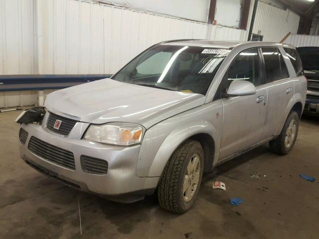 5GZCZ63496S817032 - 2006 SATURN VUE SILVER photo 2