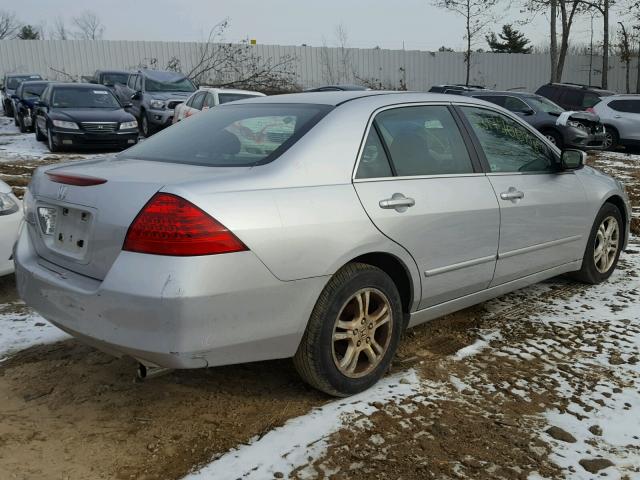 1HGCM563X7A134858 - 2007 HONDA ACCORD SE SILVER photo 4