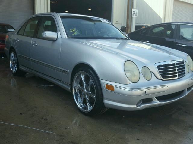 WDBJF70J7YB033273 - 2000 MERCEDES-BENZ E 430 SILVER photo 1