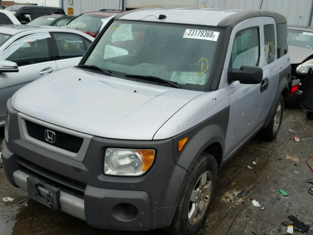 5J6YH28513L050846 - 2003 HONDA ELEMENT EX SILVER photo 2