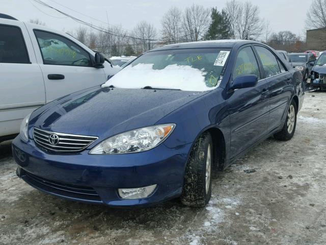 4T1BF30K96U116241 - 2006 TOYOTA CAMRY LE BLUE photo 2