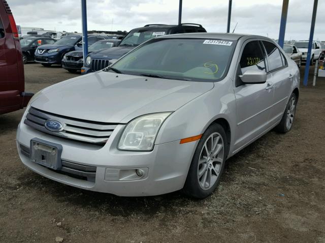 3FAHP07Z88R235556 - 2008 FORD FUSION SE SILVER photo 2