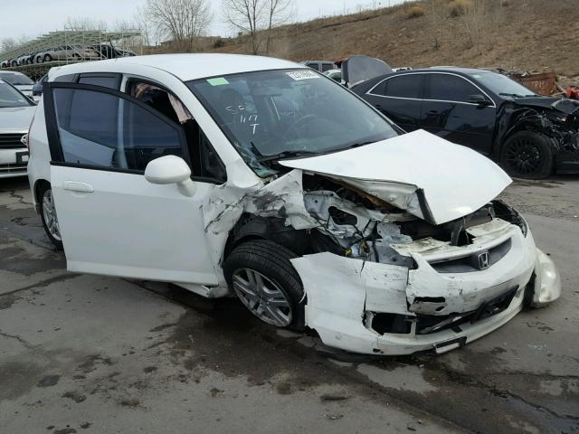 JHMGD38647S047574 - 2007 HONDA FIT S WHITE photo 1