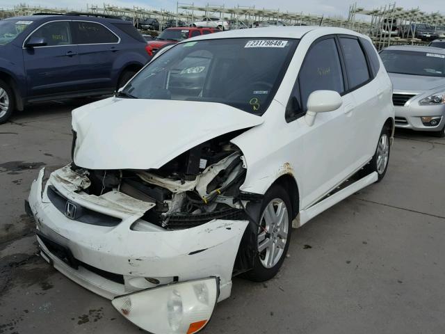 JHMGD38647S047574 - 2007 HONDA FIT S WHITE photo 2