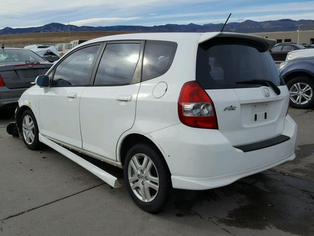 JHMGD38647S047574 - 2007 HONDA FIT S WHITE photo 3