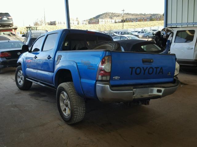 3TMLU4EN6AM039994 - 2010 TOYOTA TACOMA DOU BLUE photo 3