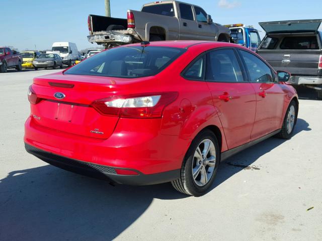 1FADP3F25EL157610 - 2014 FORD FOCUS SE RED photo 4