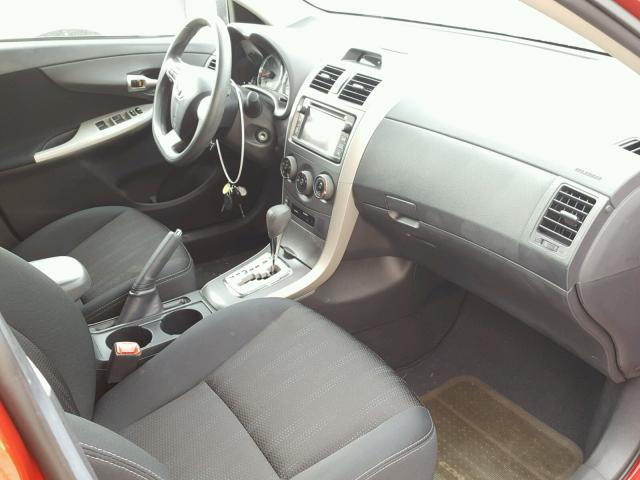5YFBU4EEXDP085465 - 2013 TOYOTA COROLLA BA RED photo 5