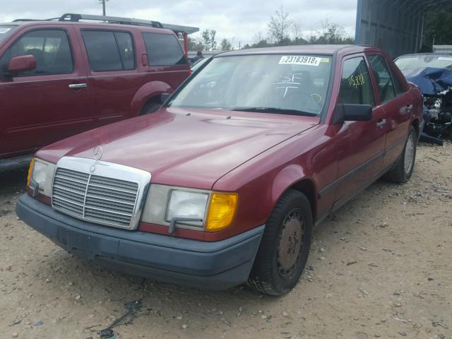 WDBEA30DXKA906563 - 1989 MERCEDES-BENZ 300 E MAROON photo 2