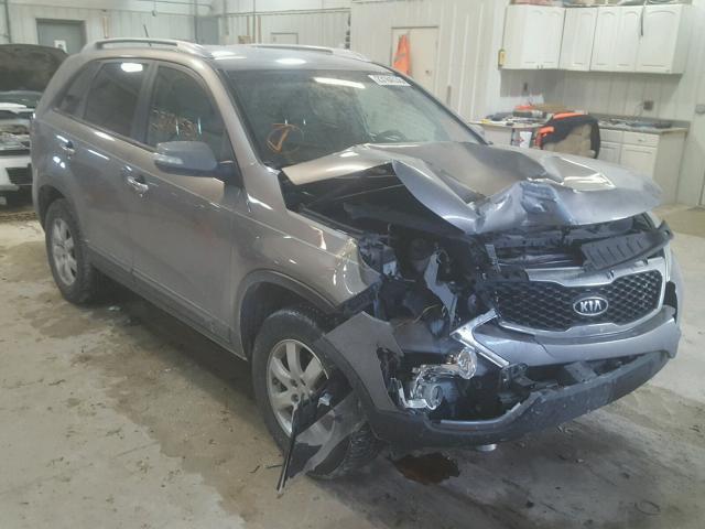 5XYKT4A12BG130924 - 2011 KIA SORENTO BA GRAY photo 1