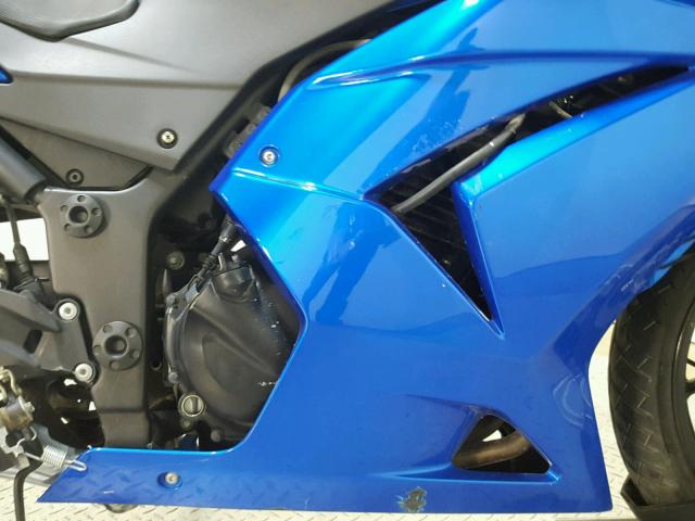 JKAEXMJ198DA01679 - 2008 KAWASAKI EX250 J BLUE photo 12