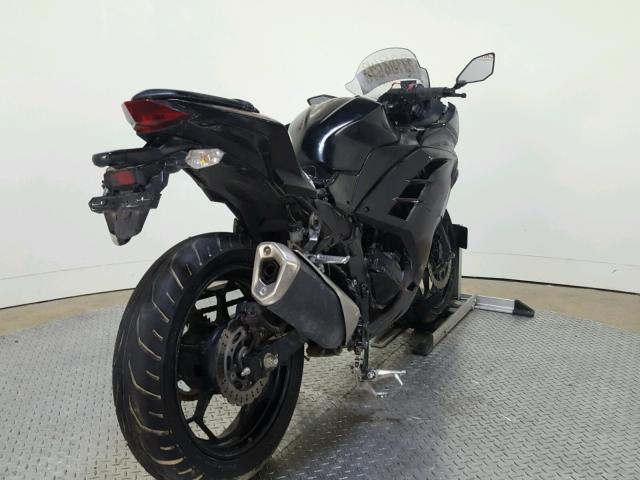 JKAEX8A19FA012006 - 2015 KAWASAKI EX300 A BLACK photo 8