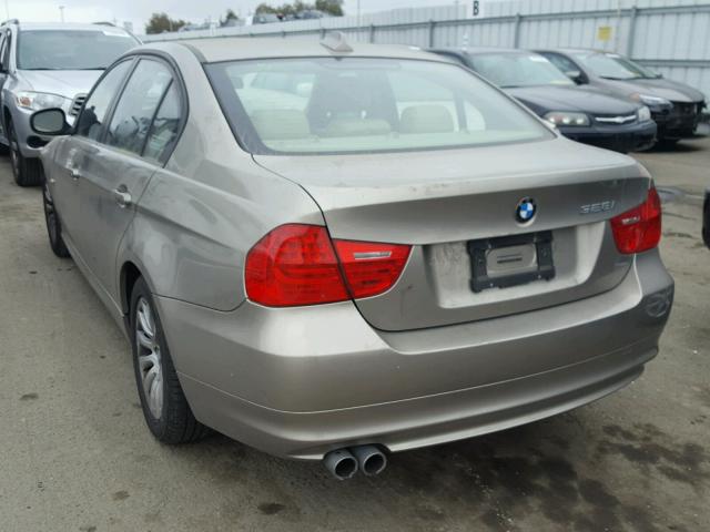 WBAPH53589A438488 - 2009 BMW 328 I SULE GOLD photo 3